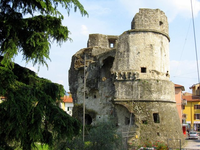 Torre di Castruccio Castracani